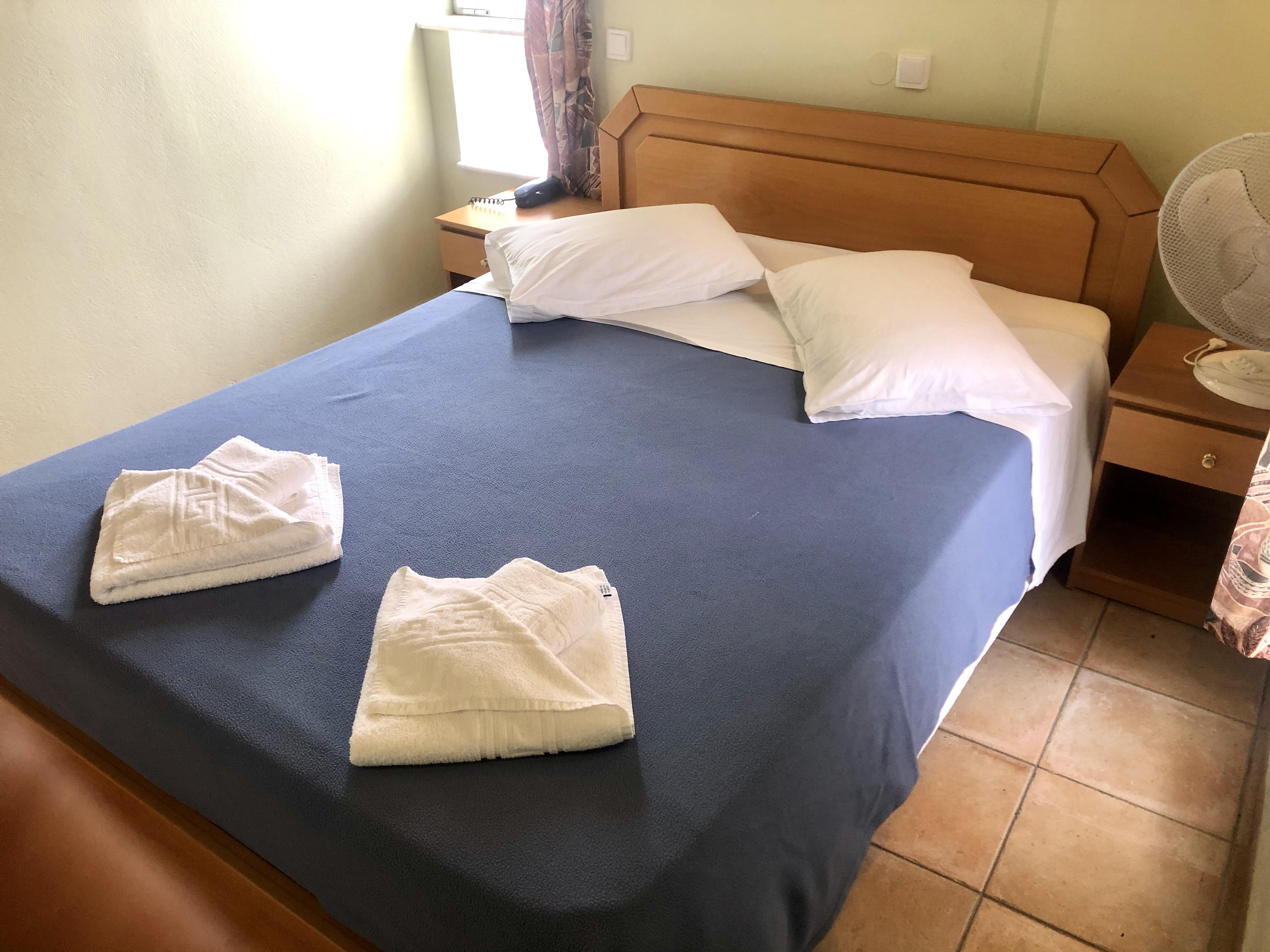 Epis Hotel Agia Marina Exteriör bild