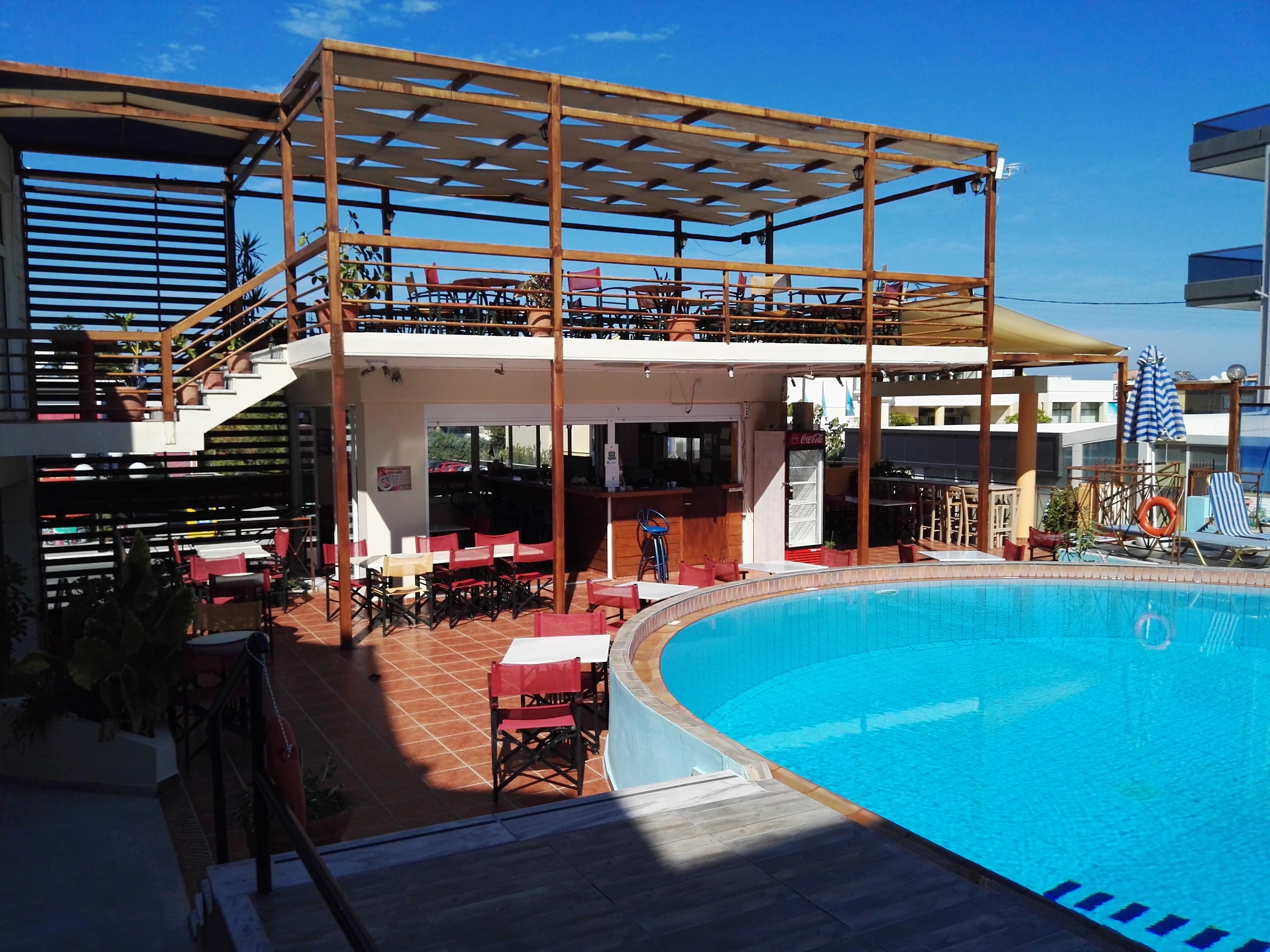 Epis Hotel Agia Marina Exteriör bild