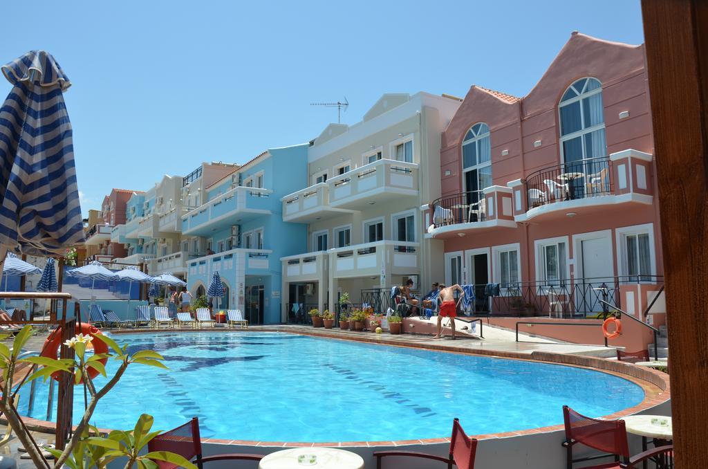 Epis Hotel Agia Marina Exteriör bild