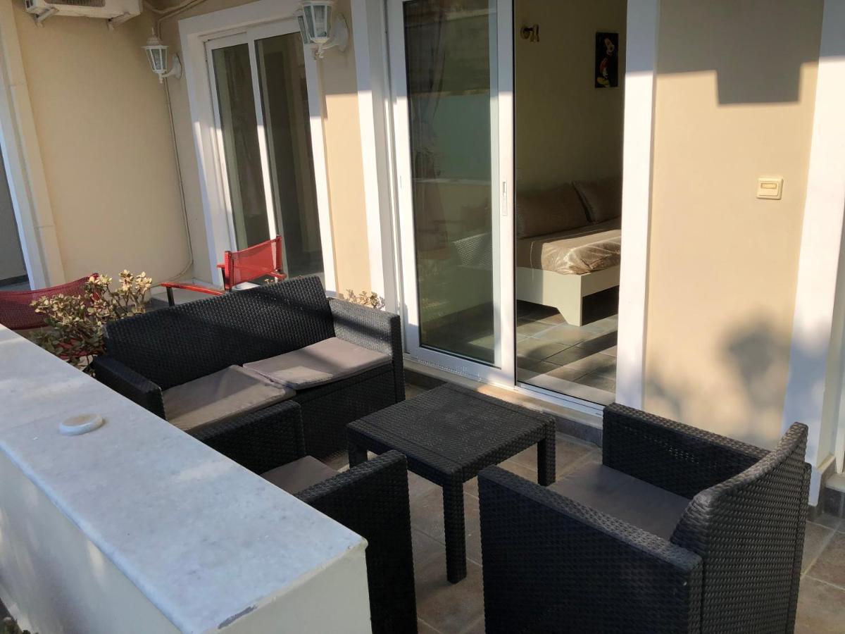 Epis Hotel Agia Marina Exteriör bild